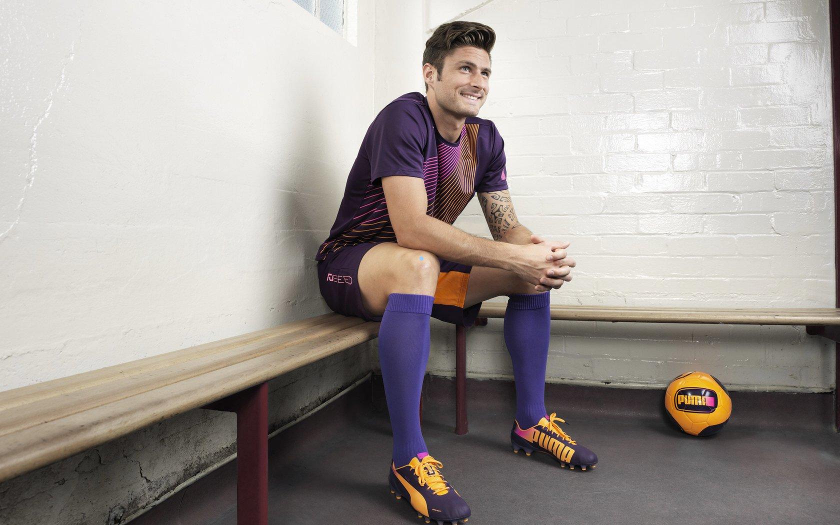 曹圭成惊喜连续五场全勤，右后卫新角色毫无怨言